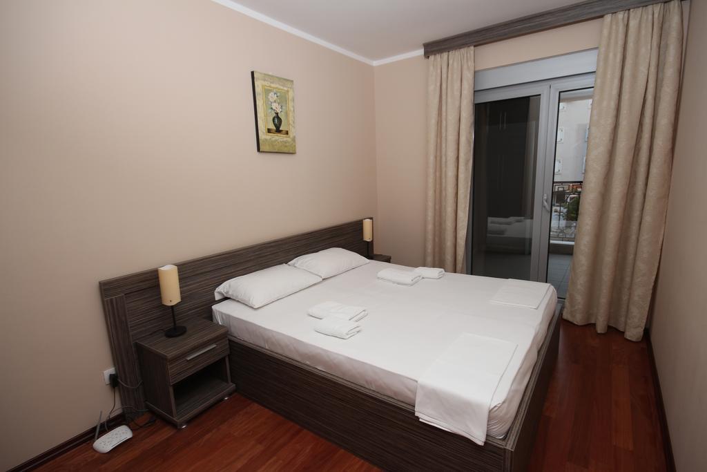 Apartments Oaza 2 Petrovac Eksteriør bilde